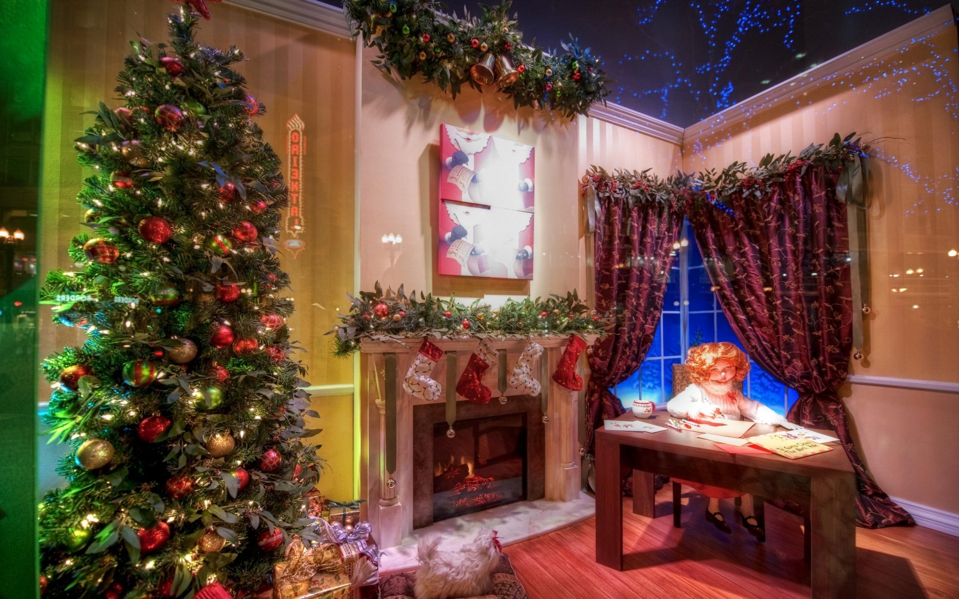 Картинки Дерево, украшения, подарки, комната, камин, девушка, стол, рождество фото и обои на рабочий стол