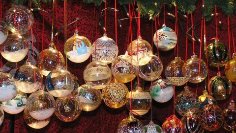 Рождественские украшения, воздушные шары, струны, веточки, иглы, новый год, рождество