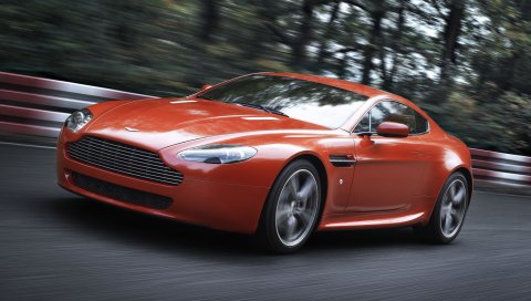 Aston martin v8 vantage, 2008, красный, вид спереди, скорость, деревья
