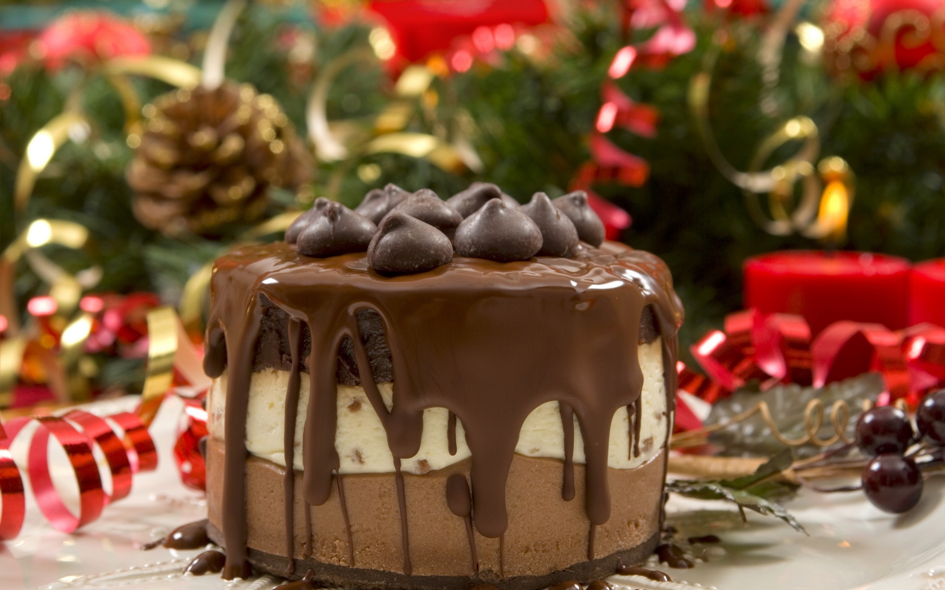 Картинки Десерты, рождество, шоколад и сливочный торт, подарки фото и обои на рабочий стол