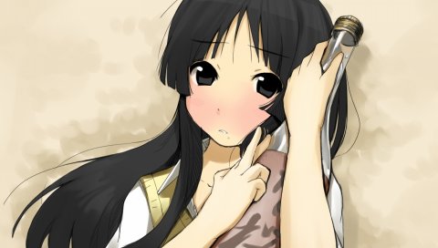 K-on, akiyama mio, девушка, брюнетка, бутылка, румянец
