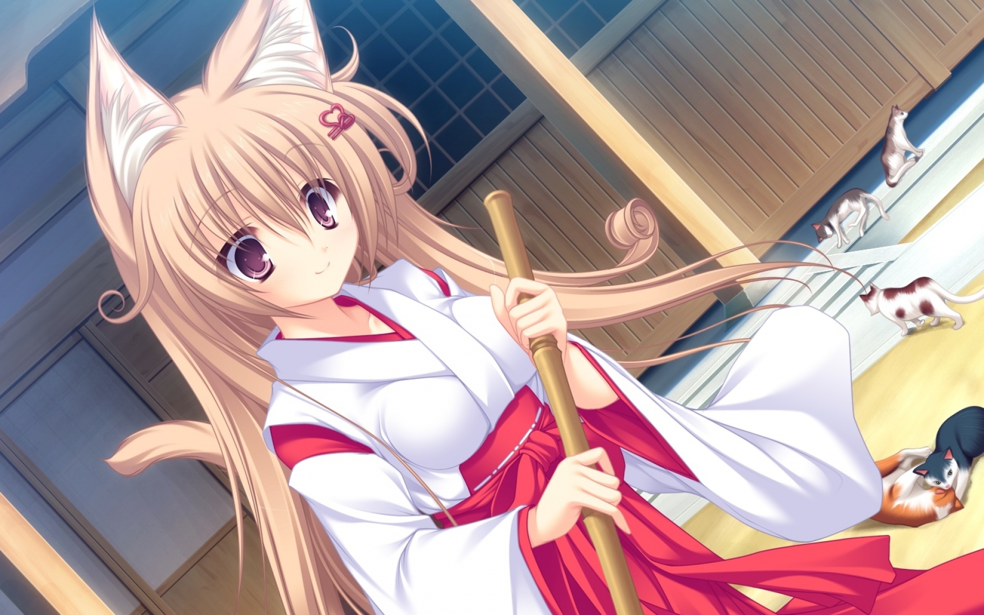 Картинки Mikagami mamizu, neko koi, ryuudou misaki, девушка, улыбка, кимоно, уборка, хвост фото и обои на рабочий стол