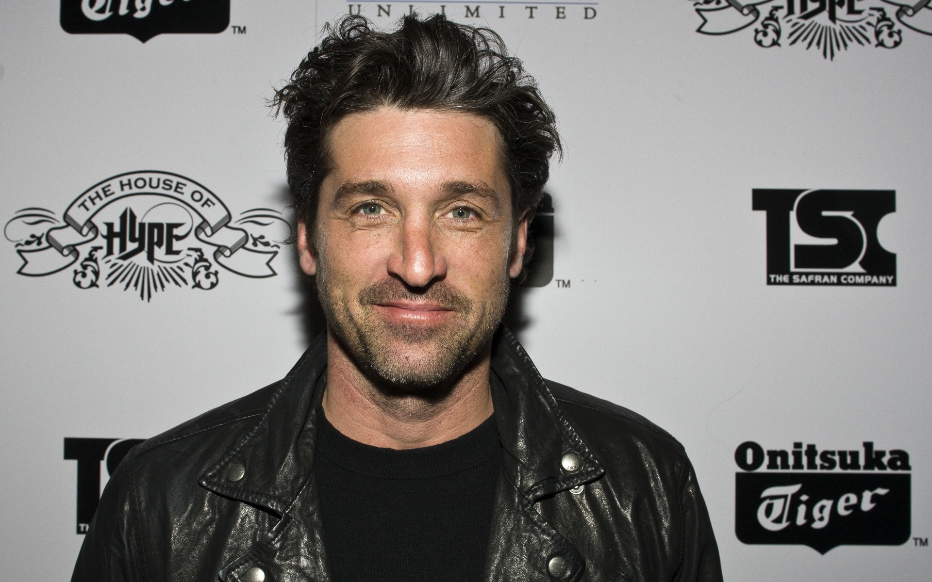 Картинки Patrick dempsey, брюнетка, улыбка, волосы, фотосессия фото и обои на рабочий стол