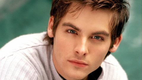 Kevin zegers, брюнет, серые глаза, лицо, взгляд