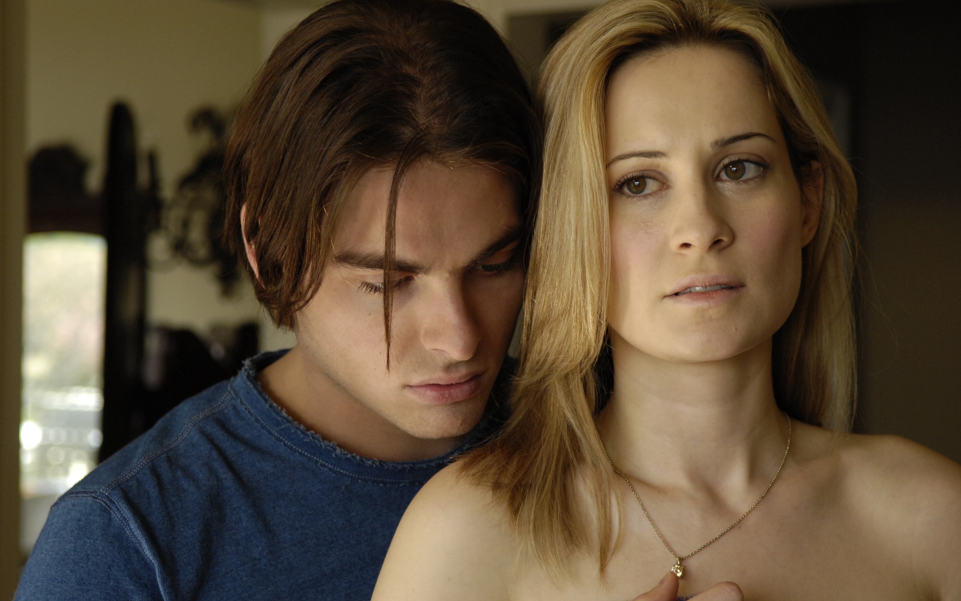Картинки Kevin zegers, страсть, девушка, чувства, эмоции, темноволосый фото и обои на рабочий стол