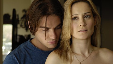 Kevin zegers, страсть, девушка, чувства, эмоции, темноволосый