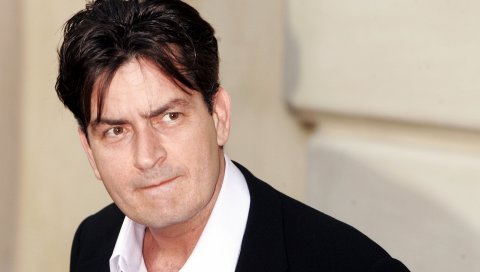 Charlie sheen, брюнетка, мужчина, лицо, задумчивый