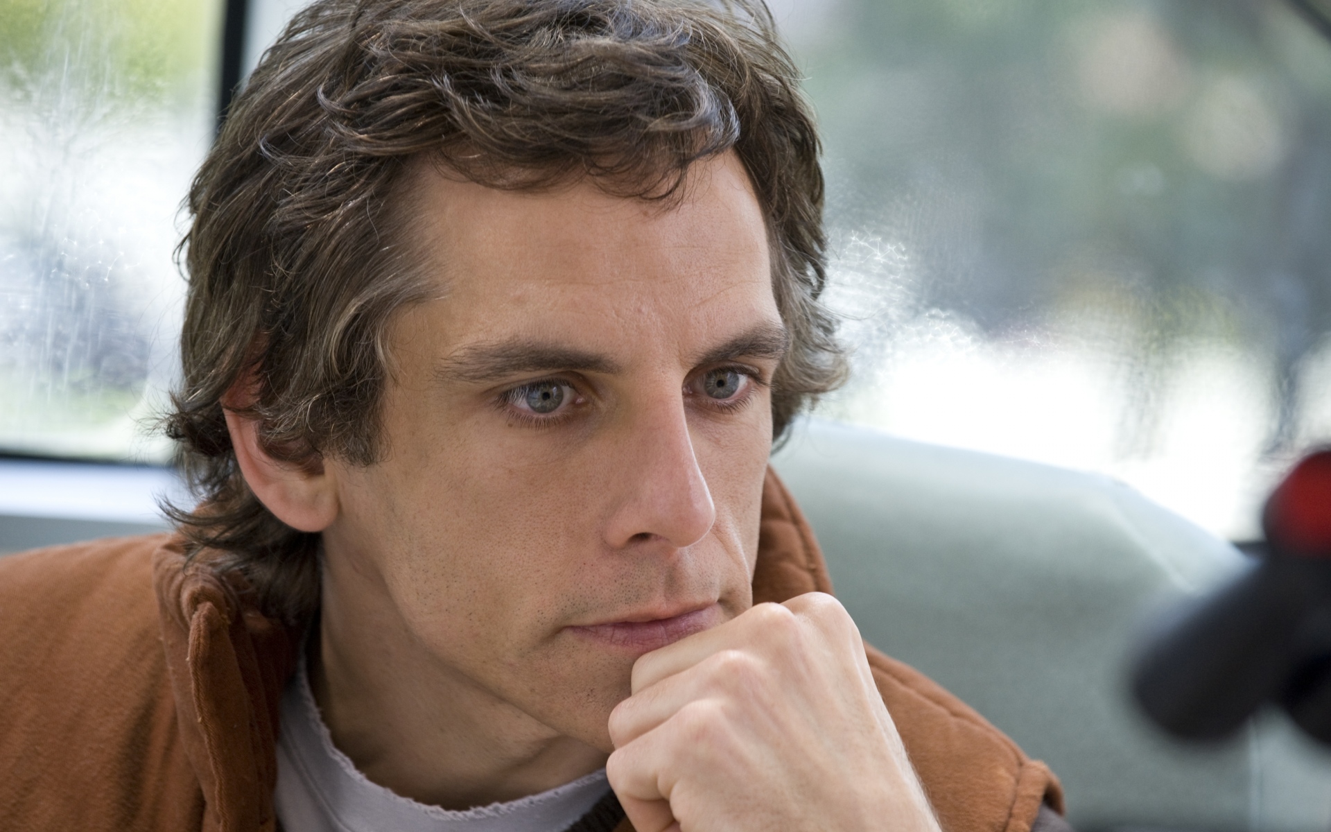 Картинки Ben stiller, брюнетка, лицо, глаза, задумчивость фото и обои на рабочий стол