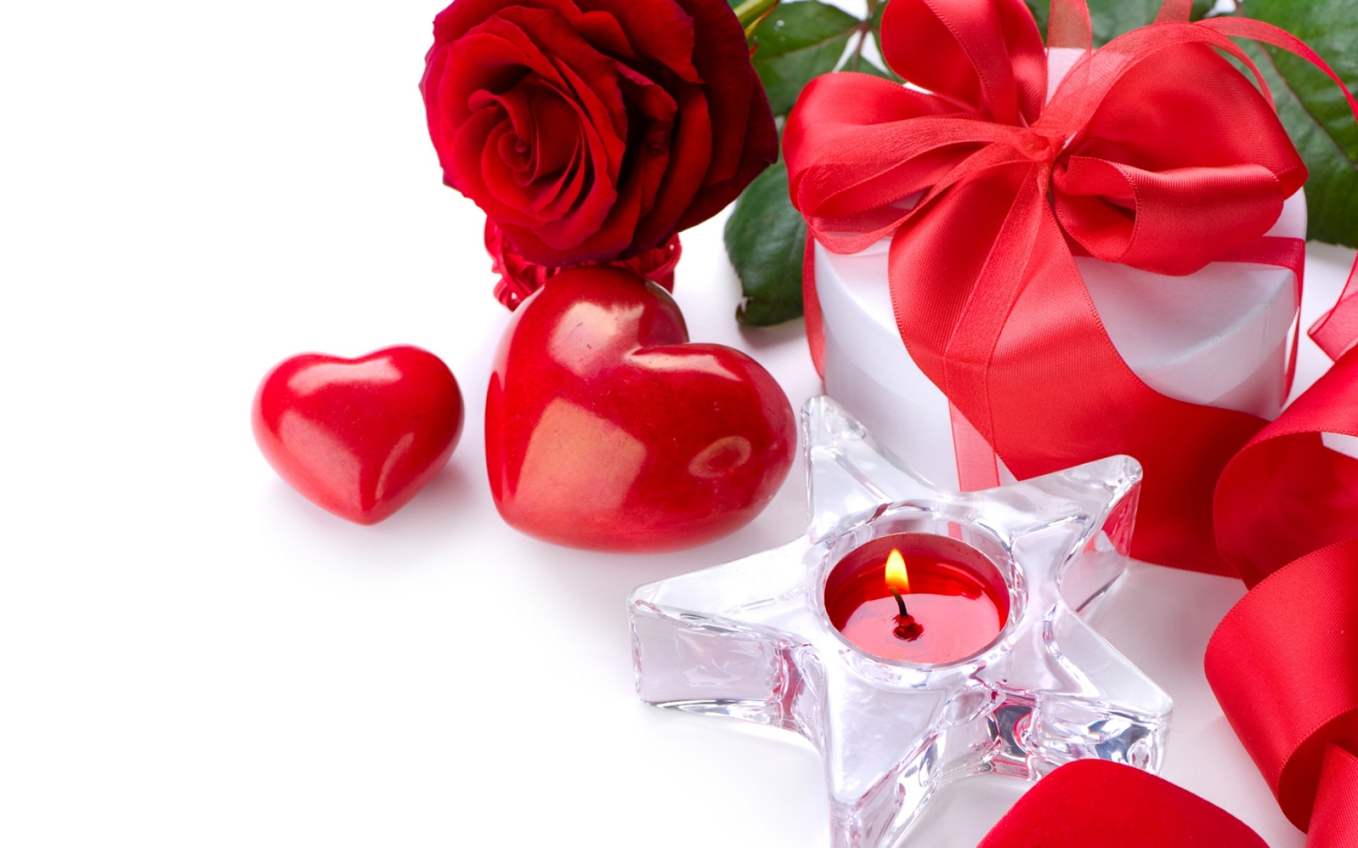 Картинки Роза, цветок, лента, подарок, свеча, сердце, романтика фото и обои на рабочий стол