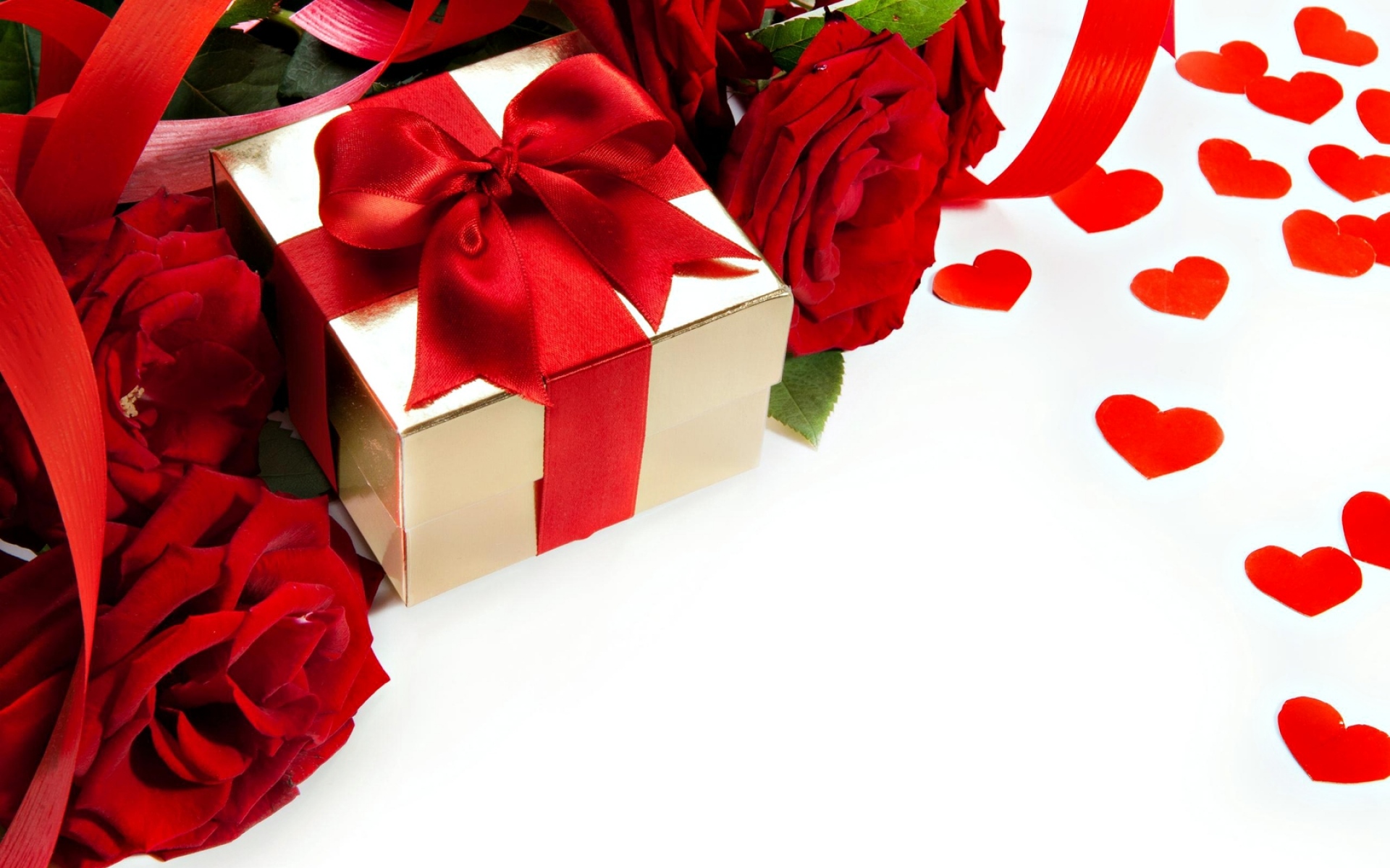 Картинки Розы, цветы, подарок, лента, сердце, любовь фото и обои на рабочий стол