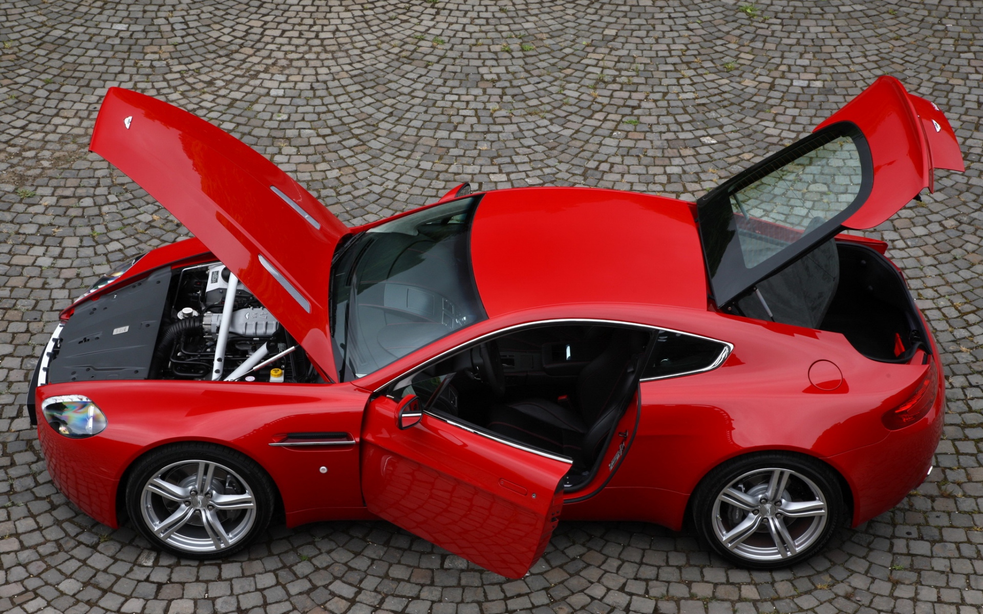 Картинки Aston martin, v8, vantage, 2008, красный, вид сверху, стиль, авто фото и обои на рабочий стол