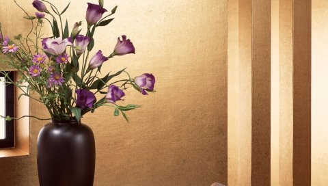 Lisianthus russell, цветы, букет, ваза, стол