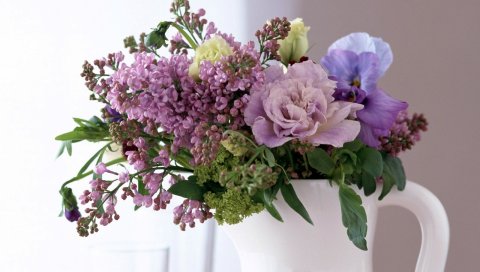 Цветы, букет, сирень, кувшин, стол, стаканы