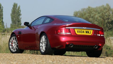 Aston martin, v12, побеждает, 2004, красный, вид сзади, стиль, природа