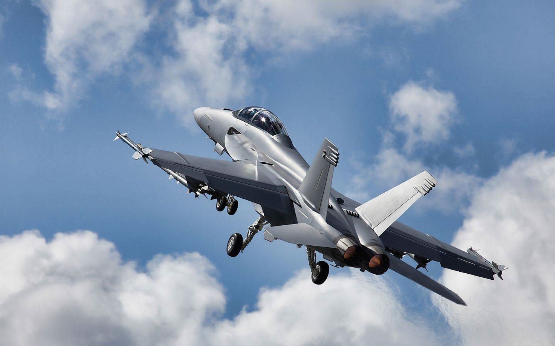 Картинки Douglas, fa-18, hornet, mcdonnell, американский, истребитель-бомбардировщик, колода фото и обои на рабочий стол