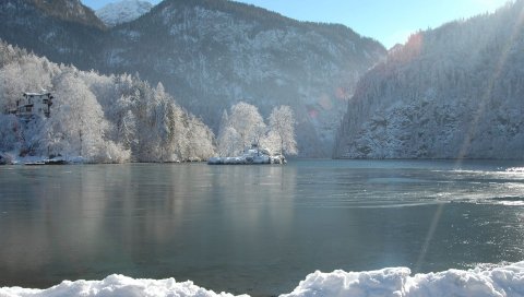 Горы, деревья, иней, озеро, день, зима