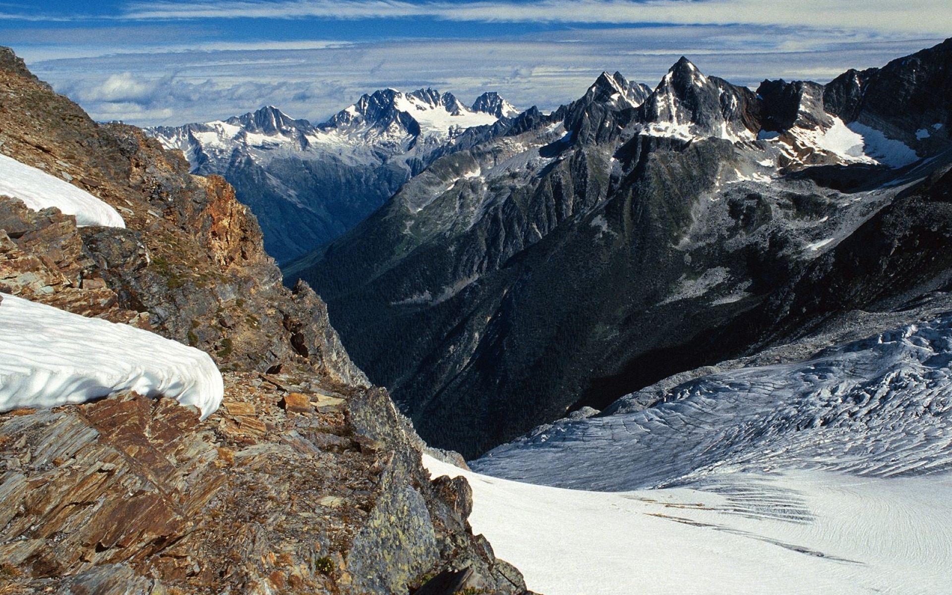 Максимальные высоты канады. Ледник Колумбия Канада. Гора Кинг пик Канада. Ледник Атабаска. Ледник Колумбия на Аляске.