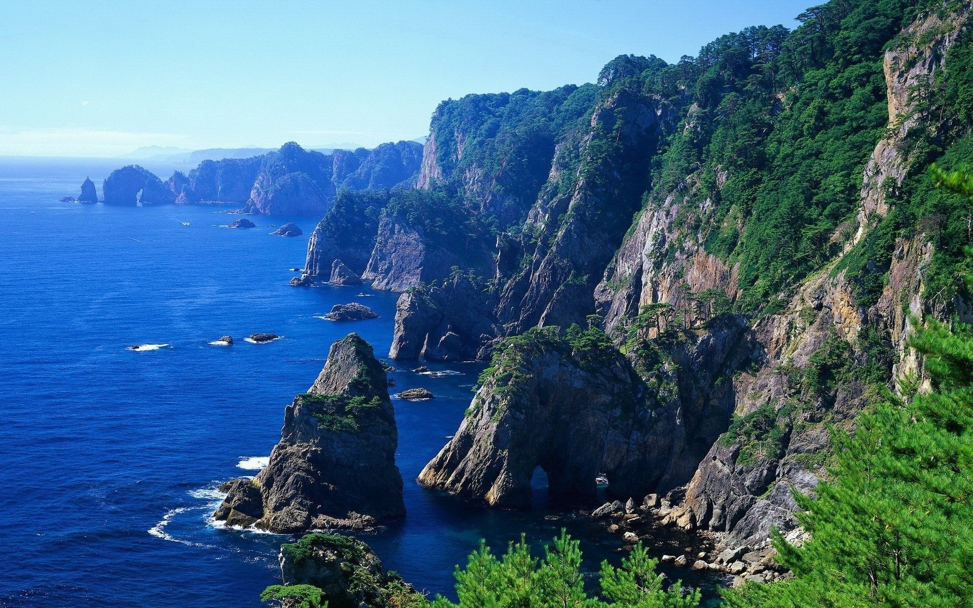 Картинки Берег, земля, вода, скалы, день фото и обои на рабочий стол