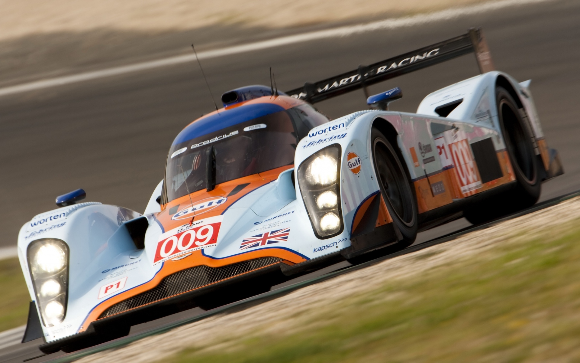 Картинки Aston martin, lmp1, 2009, белый, вид спереди, автомобили, трава фото и обои на рабочий стол