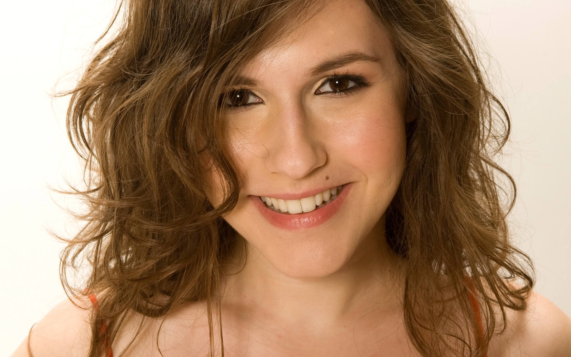 Картинки Erin sanders, брюнетка, лицо, волосы, моль фото и обои на рабочий стол