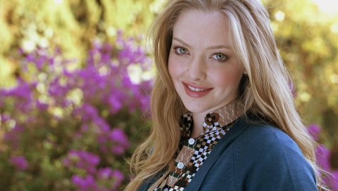 Аманда seyfried, светлые волосы, куртка, рубашка, улыбаясь