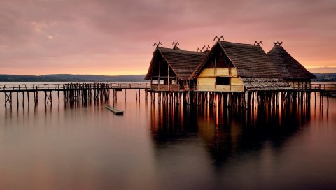 Дом, река, море, деревянные