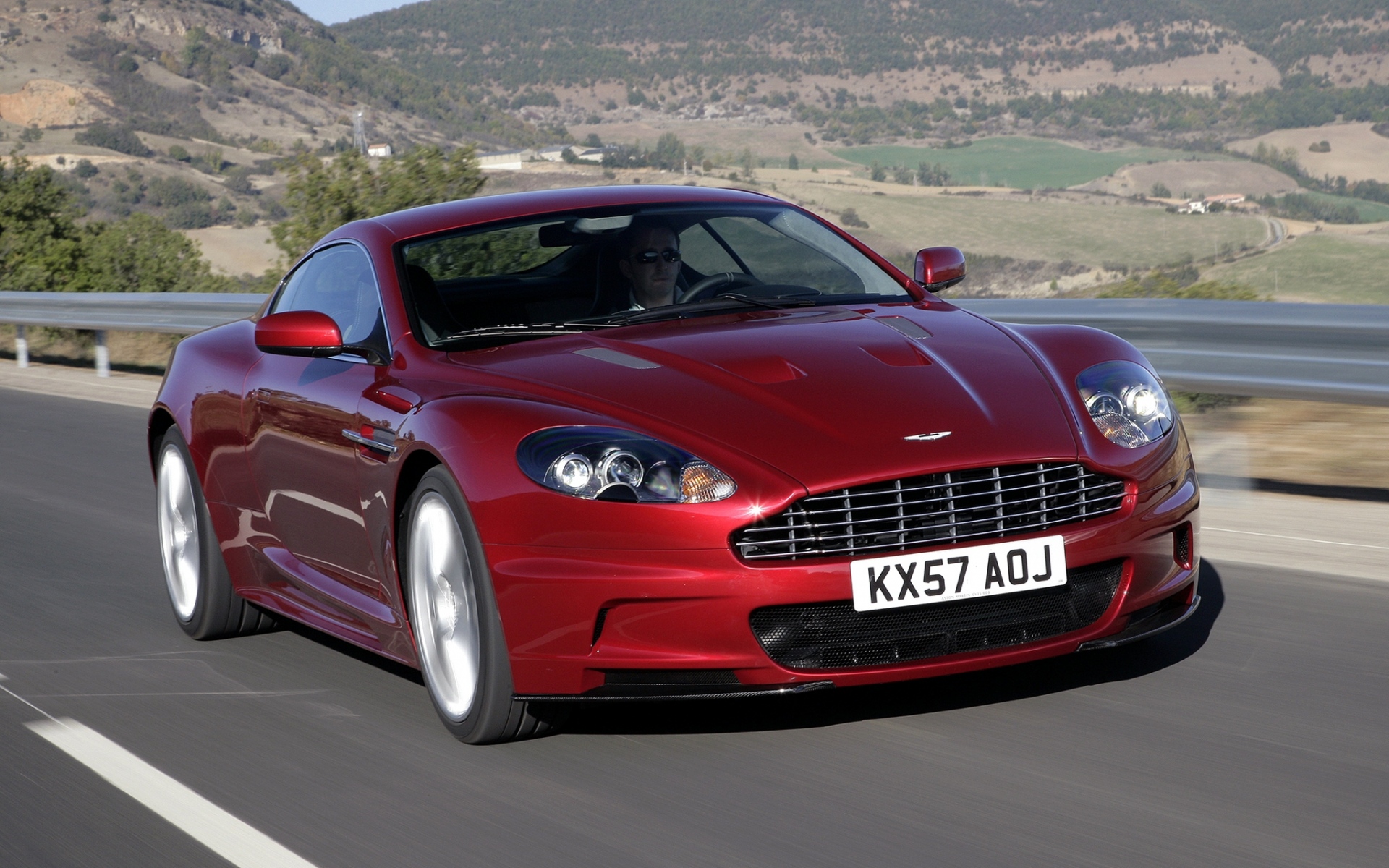 Картинки Aston martin, dbs, 2008, красный, вид спереди, спорт, природа фото и обои на рабочий стол