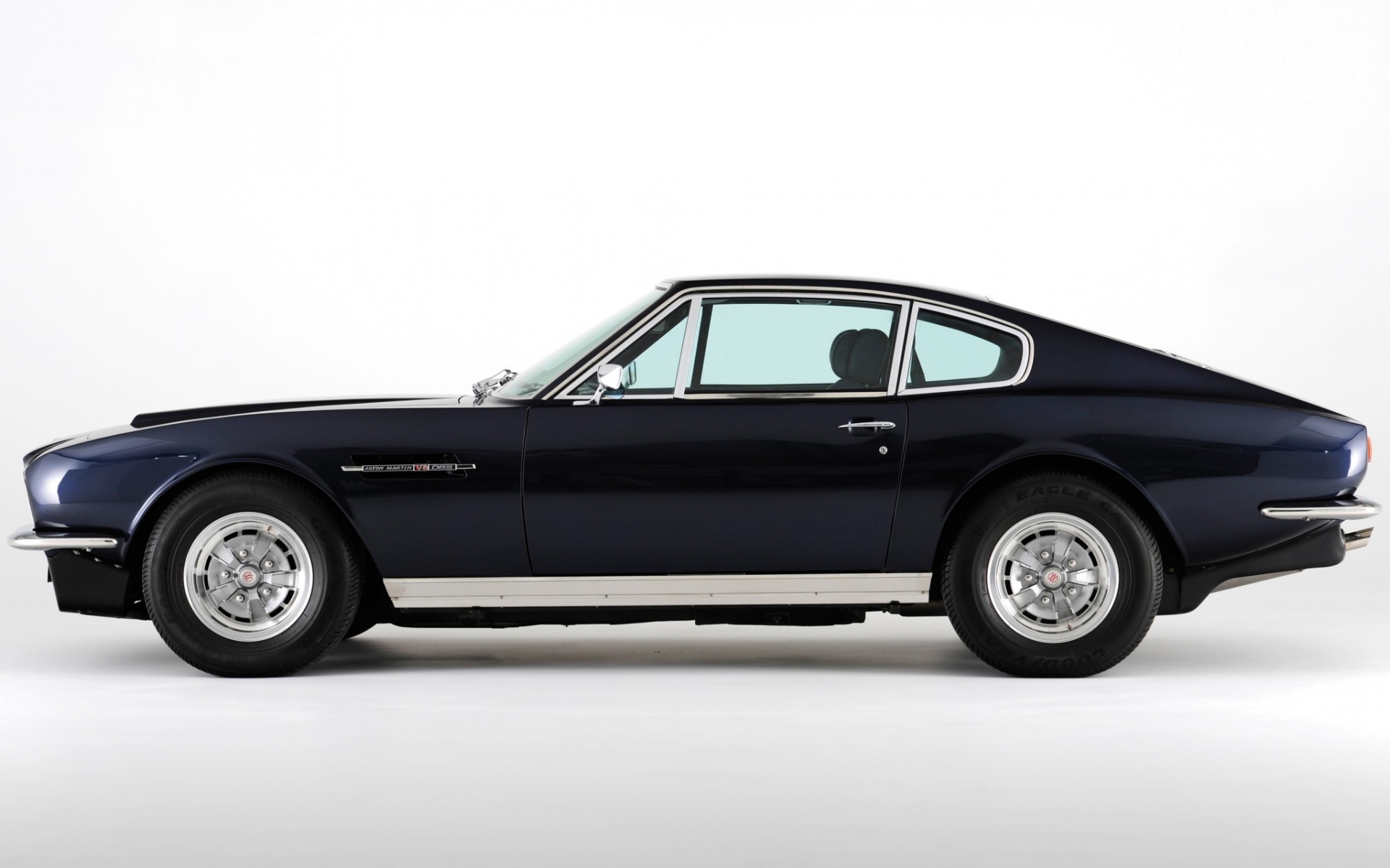 Картинки Aston martin, dbs, v8, 1969, синий, вид сбоку, ретро, ??авто фото и обои на рабочий стол