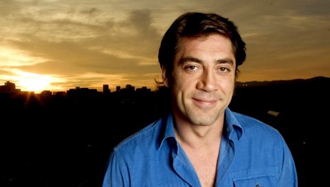Javier bardem, мужчина, брюнетка, рубашка, природа, улыбка