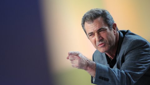 Mel gibson, знаменитость, пальто, жест, эмоция