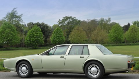 Aston martin lagonda, 1987, зеленый, вид сбоку, автомобили, небо, трава