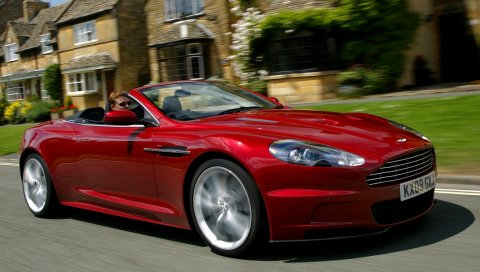 Aston martin, dbs, 2009, красный, вид сбоку, автомобили, дома, трава