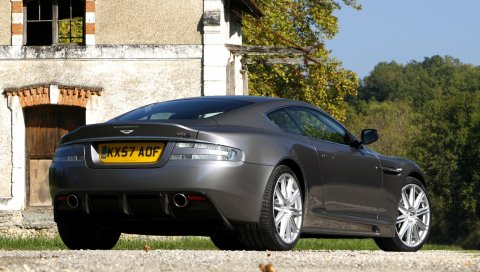 Aston martin, dbs, 2008, серый, вид сзади, автомобиль, дом, деревья