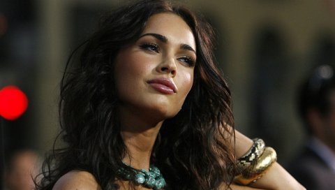 Megan fox, брюнетка, лицо, эмоция, гламур, знаменитость