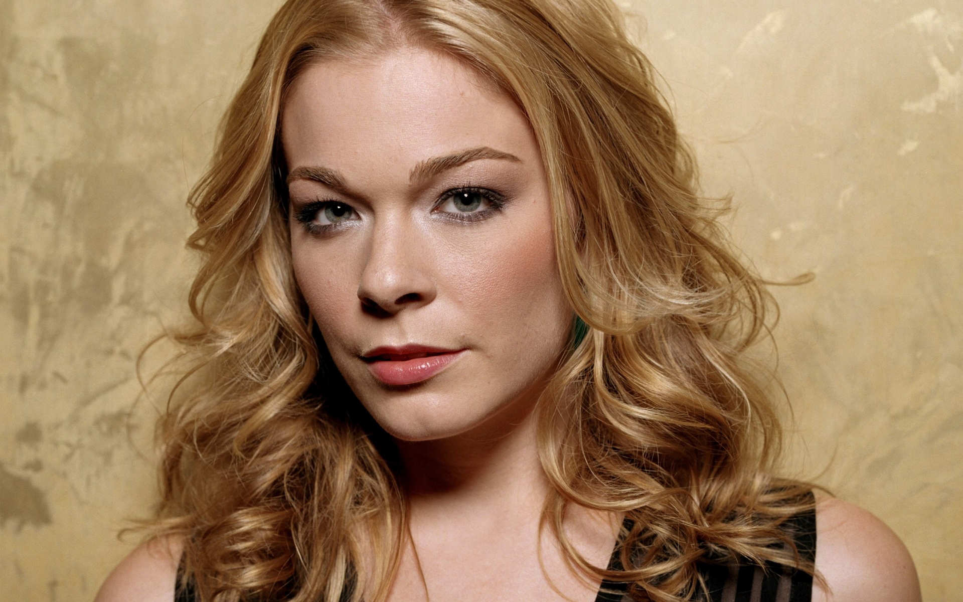 Картинки Leann rimes, знаменитость, блондин, лицо фото и обои на рабочий стол