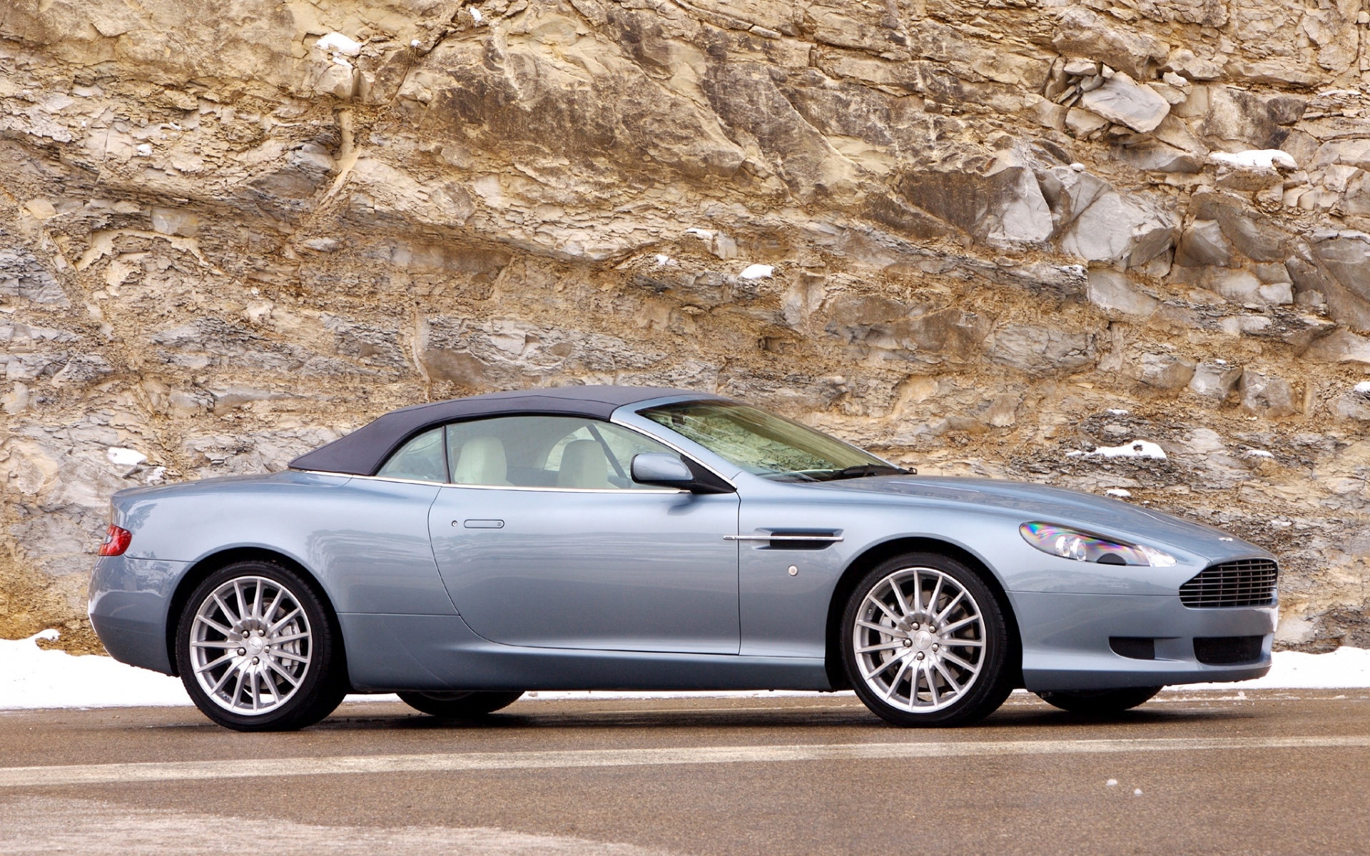 Картинки Aston martin, db9, 2004, синий, вид сбоку, стиль, автомобили, рок фото и обои на рабочий стол