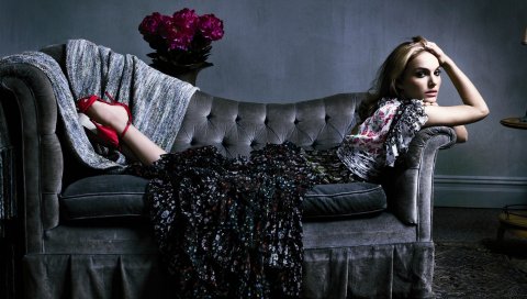 Natalie portman, актриса, диван, ложь, платье, элегантный, вдумчивый