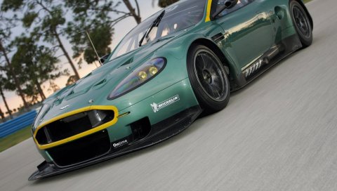 Aston martin, dbr9, 2005, зеленый, вид спереди, стиль, автомобили, спорт, природа, деревья, асфальт