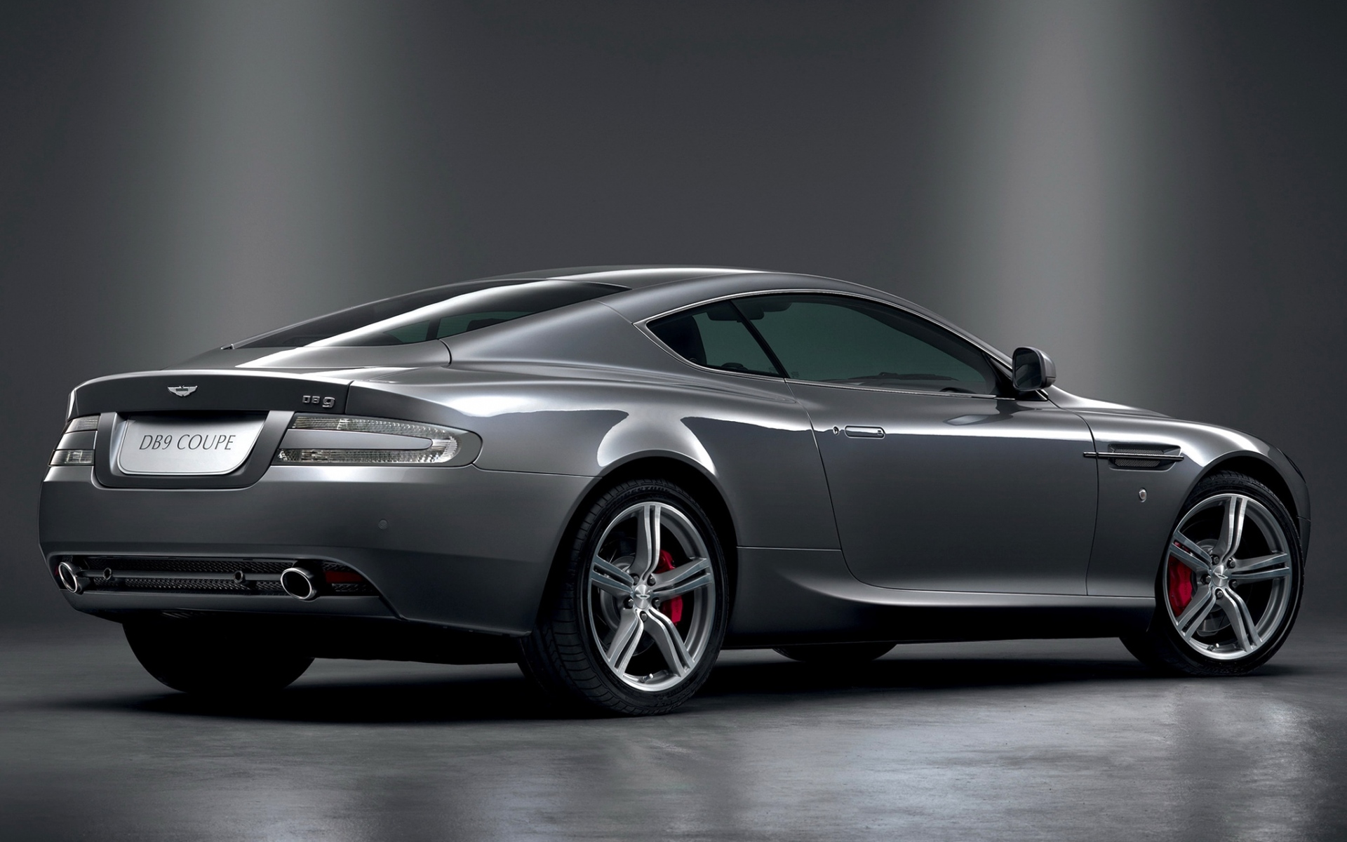 Картинки Aston martin, db9, 2008, металлик серый, вид сбоку, стиль, спорт, авто фото и обои на рабочий стол
