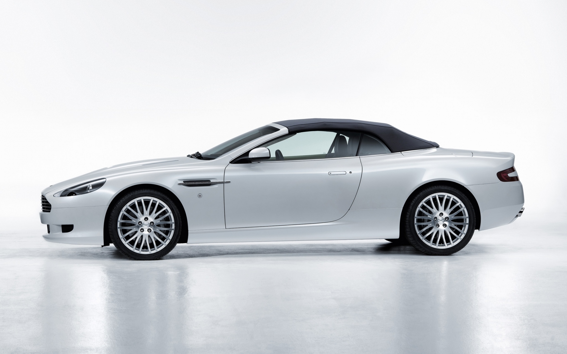 Картинки Aston martin, db9, 2008, белый, вид сбоку, стиль, автомобили фото и обои на рабочий стол