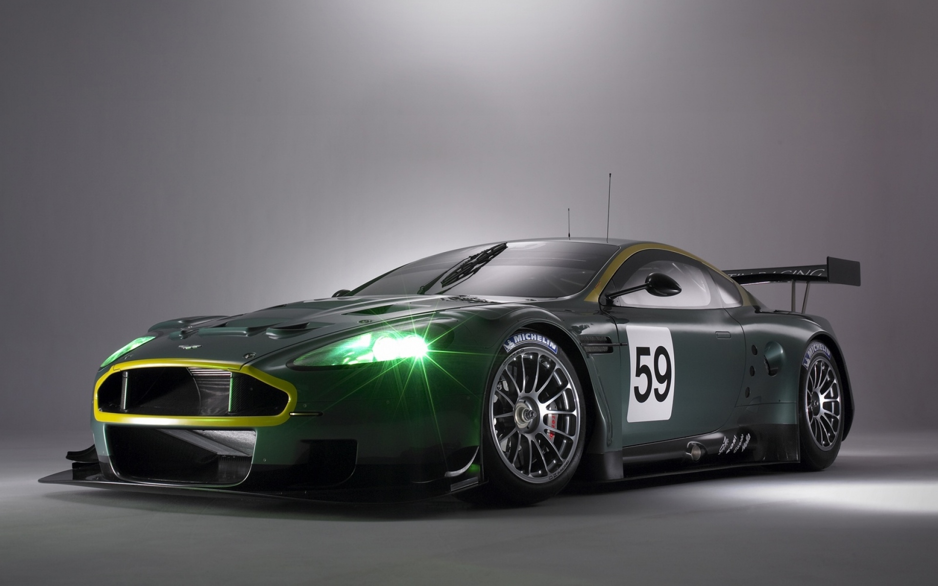 Картинки Aston martin, dbr9, черный, вид спереди, стиль, спорт, автомобили фото и обои на рабочий стол