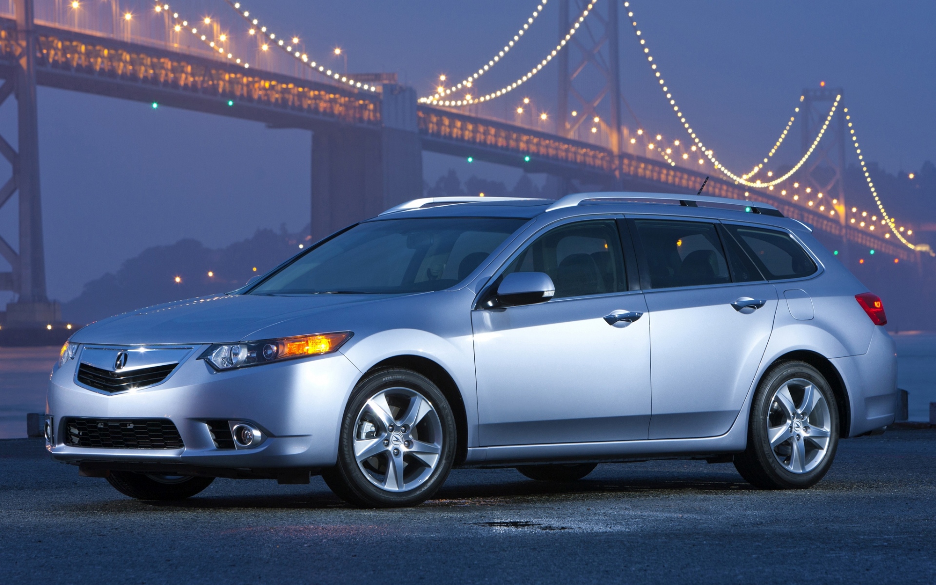 Картинки Acura, tsx, 2010, серебристый металлик, вид сбоку, стиль, автомобили, мосты, огни, асфальт фото и обои на рабочий стол