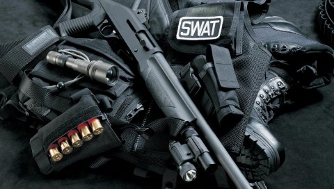 Swat, дробовик, шариковые патроны, жилет bulletprood, свет, обувь