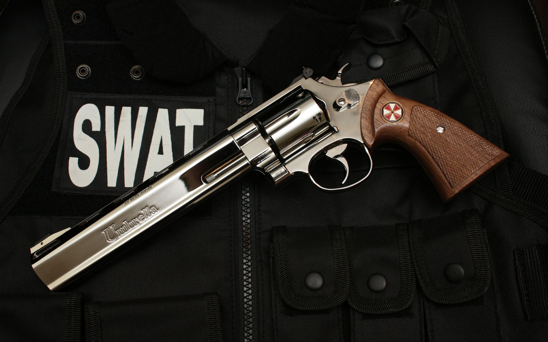 Картинки Swat, пистолет, пуленепробиваемый жилет, зонтик фото и обои на рабочий стол