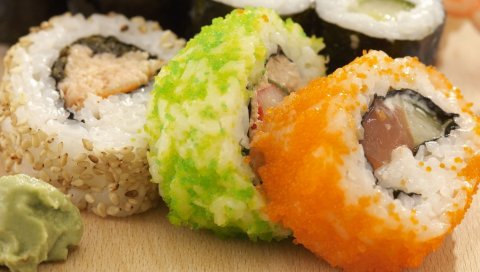 Японская кухня, суши, икра, васаби, цвета, ассорти