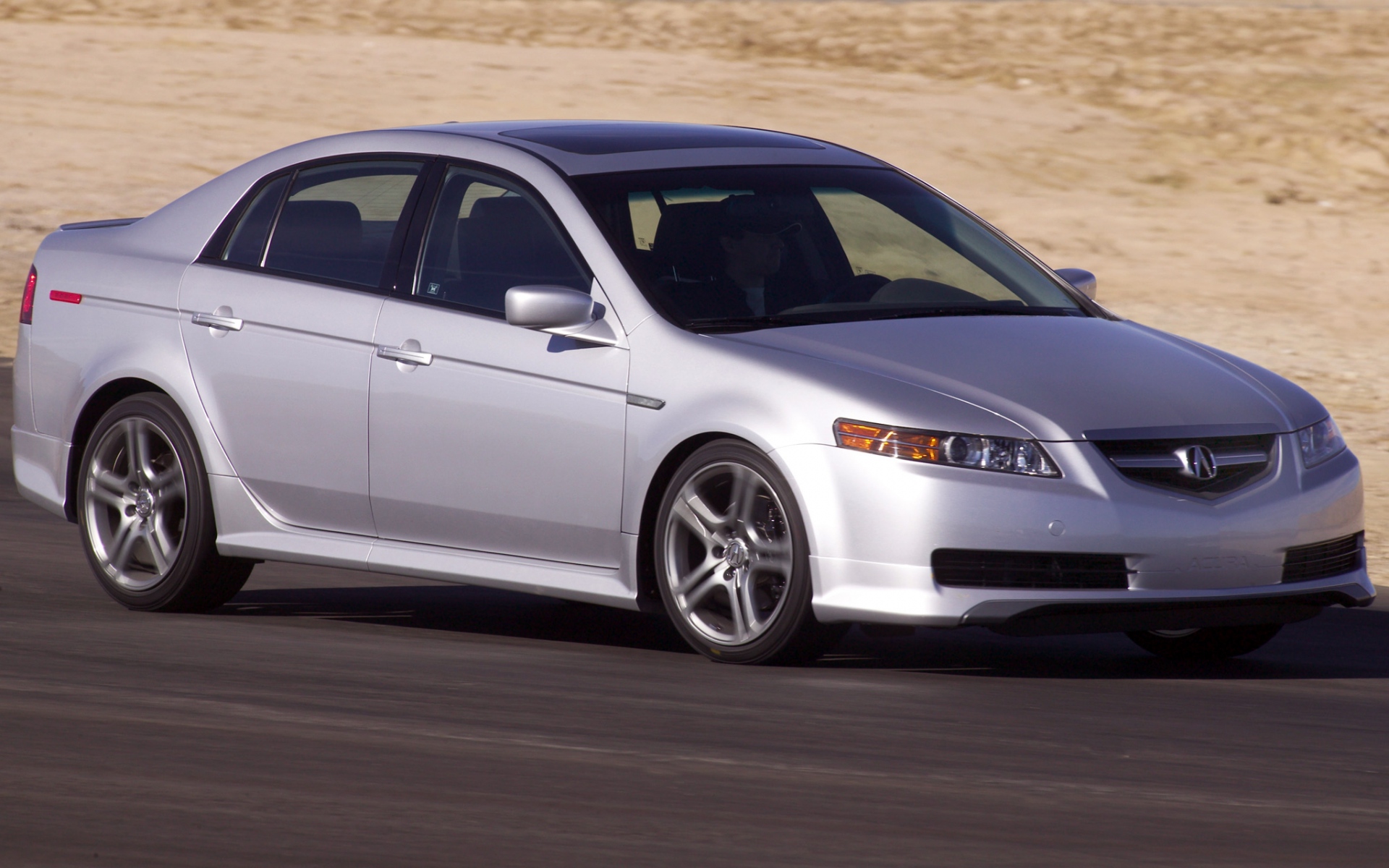Картинки Acura, tl, 2004, серебристый металлик, вид сбоку, стиль, автомобили, скорость, песок фото и обои на рабочий стол