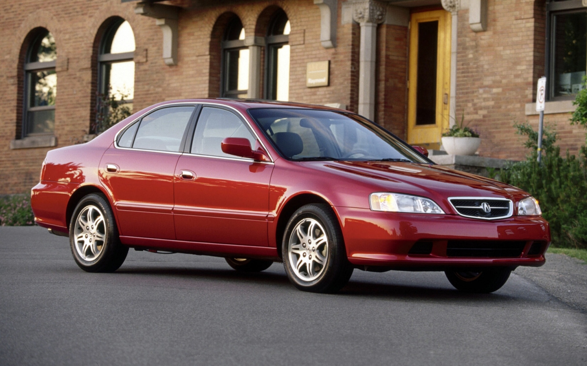 Картинки Acura, tl, 1999, красный, вид сбоку, стиль, здание, трава, асфальт фото и обои на рабочий стол