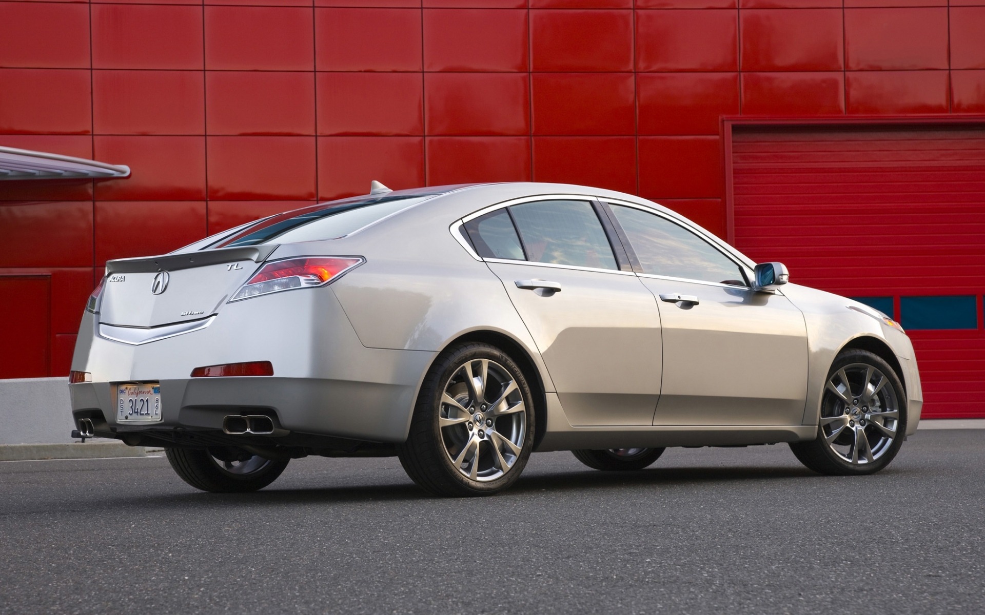 Картинки Acura, tl, 2008, серебристый металлик, вид сбоку, стиль, автомобили, стены, асфальт фото и обои на рабочий стол