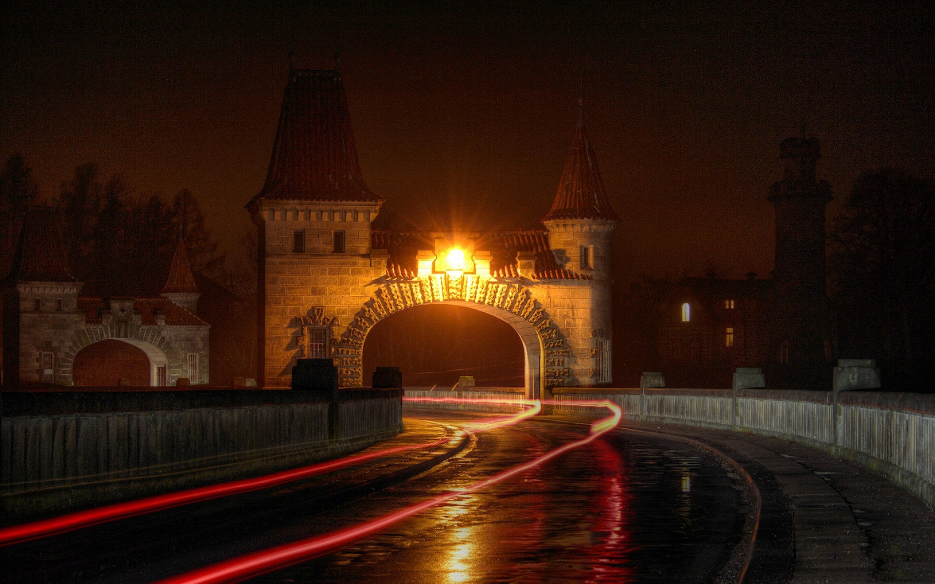 Картинки Город, арка, вход, ночь, дорога, свет фото и обои на рабочий стол