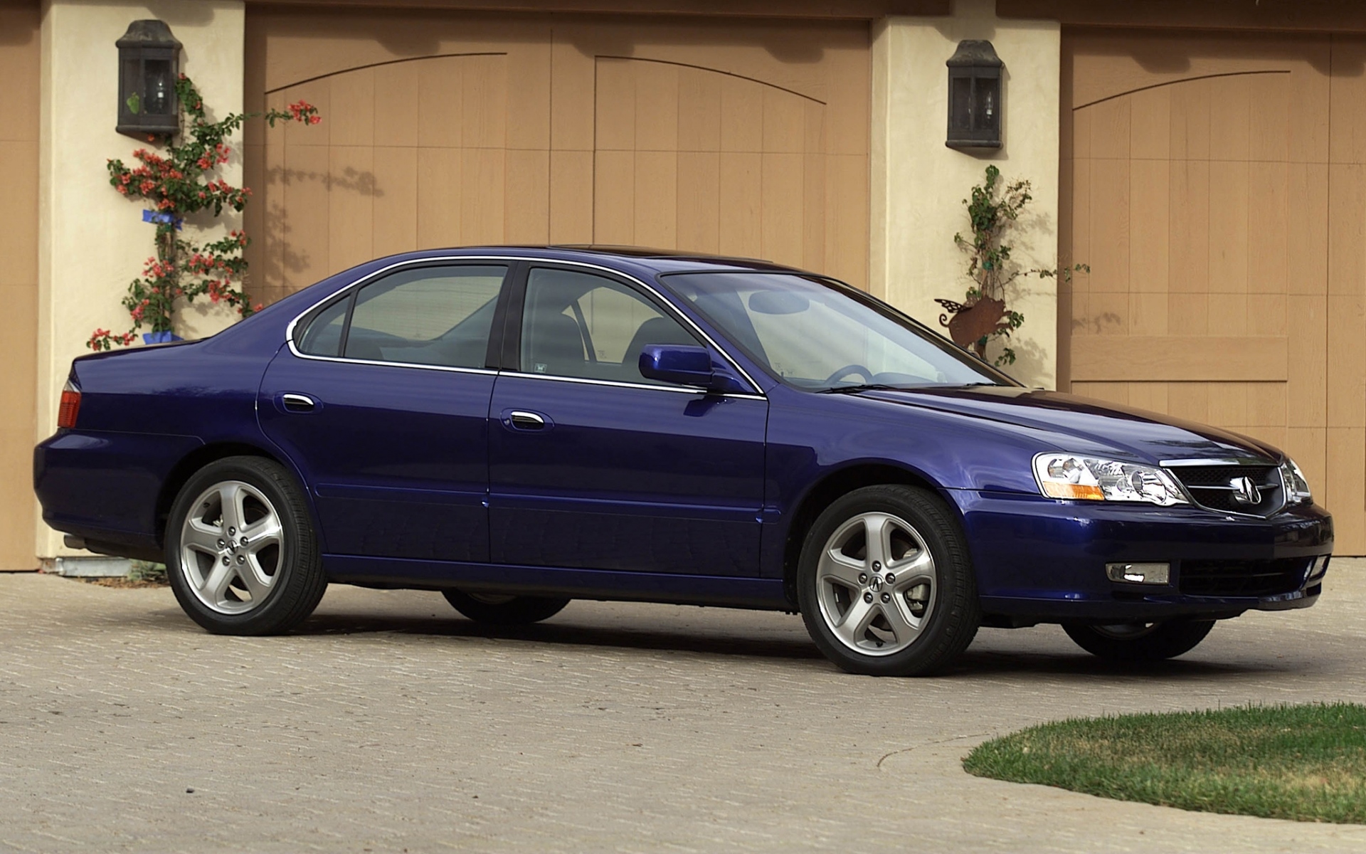 Картинки Acura, tl, 2002, синий, вид сбоку, стиль, автомобили, здания, трава, асфальт фото и обои на рабочий стол